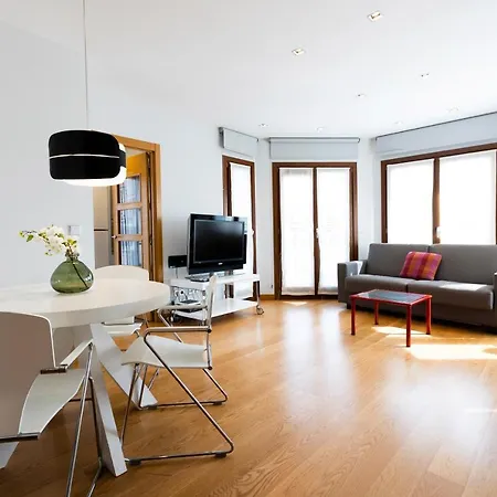 Elisa By Basquelidays Χονδαρρίμπια